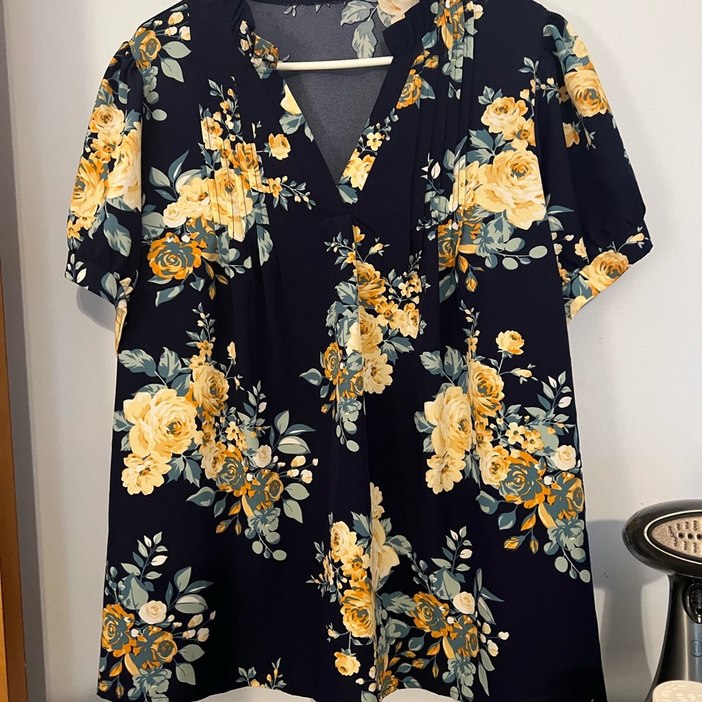 Lot of 8 Womens Size 2X Dress Tops Torrid and Other Brands Wonderful Condition - Picture 10 of 14